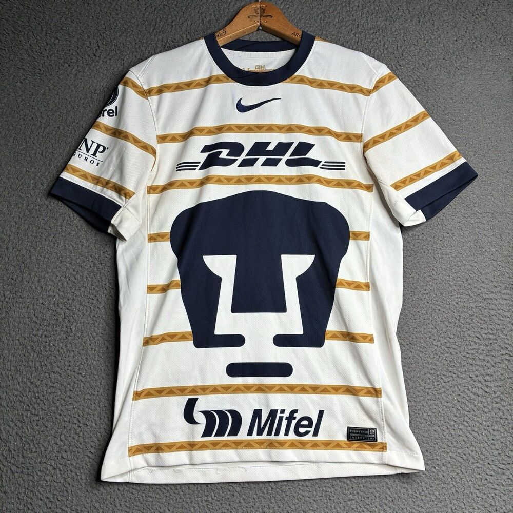 2024/25 PUMAS UNAM Home Soccer Jersey Shirt Small Nike Swoosh